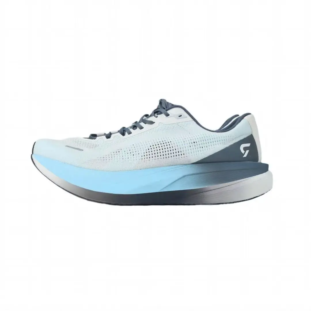 Nuove scarpe da ginnastica di  - Men'S Shoes Vs Women'S Size recensione e prezzo