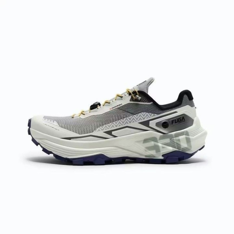 Scarpe sportive da esterno di  - Men'S Shoes Vs Women'S Size recensione e prezzo